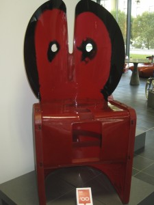 25 Nobadys perfect Gaetano Pesce 2000