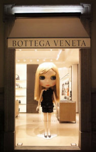 8 Bottega vetrina 2