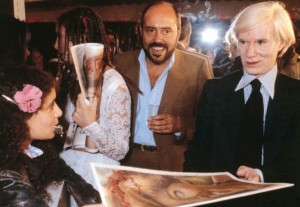 8 elio-fiorucci 1978 con andy warhol in los angeles