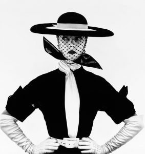 20 black_&_white_vogue_cover_jean_patchett_new_yor 1950